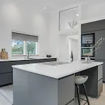 4 Bedroom Gorgeous In V Σπίτι διακοπών