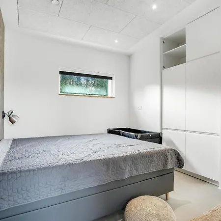 4 Bedroom Gorgeous In V Feriehus *