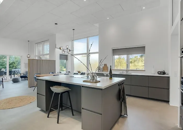 4 Bedroom Gorgeous In V