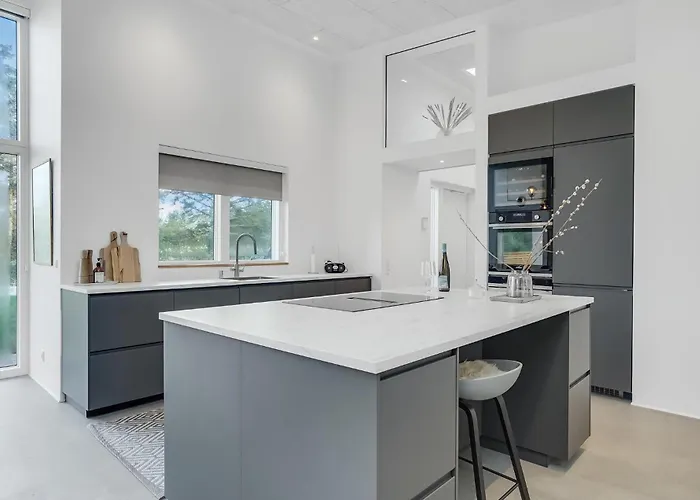 4 Bedroom Gorgeous In V בית נופש