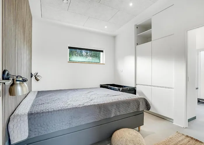 4 Bedroom Gorgeous In V בית נופש *